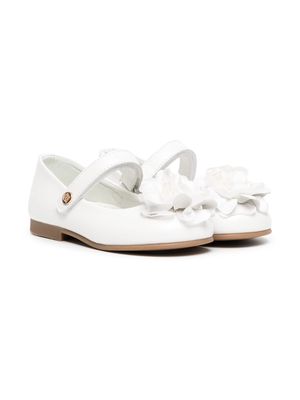 ANDANINES floral-appliqué touch-strap ballerina shoes - White