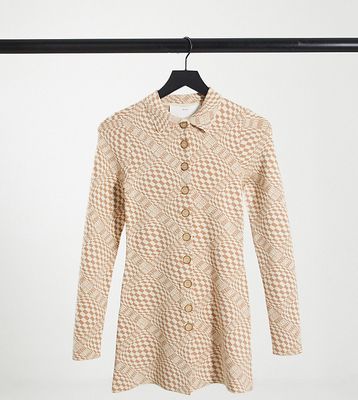 Annorlunda knitted longline shirt in distorted check-White
