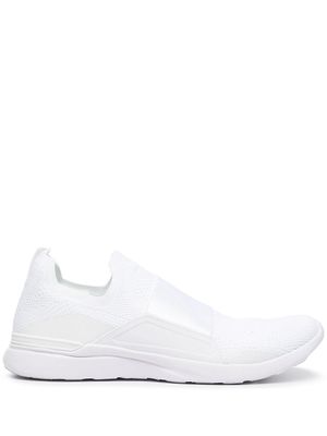 APL: ATHLETIC PROPULSION LABS Techloom Bliss low-top sneakers - White