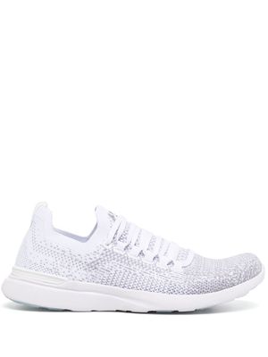 APL: ATHLETIC PROPULSION LABS Techloom Breeze lace-up sneakers - White