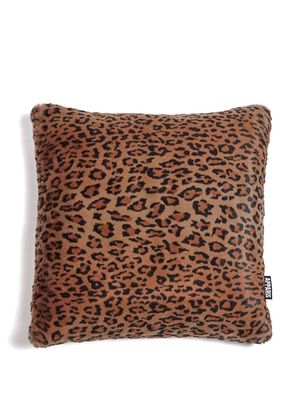 Apparis Brenn faux-fur leopard-print pillowcase - Brown