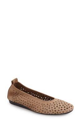 Arche 'Lilly' Flat in Sand Leather