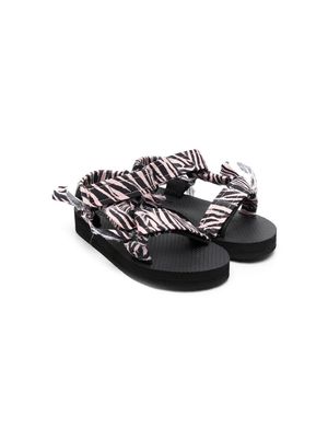 Arizona Love Kids zebra-print trekky sandals - Pink