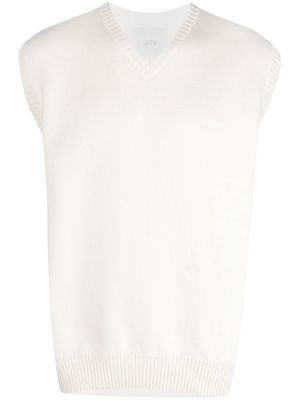 ARTE logo-embroidered sleeveless jumper - White