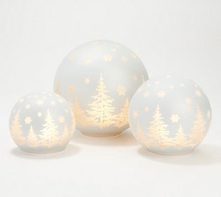 As Is Barbara King S/3 Illuminated Spheres w/ Holiday Scene