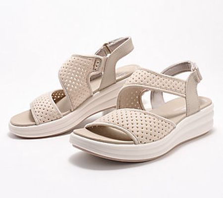 As Is Clarks Cloudsteppers Perforated Sandals Drift Fern