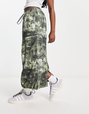 ASOS DESIGN cargo midi skirt in camo-Multi