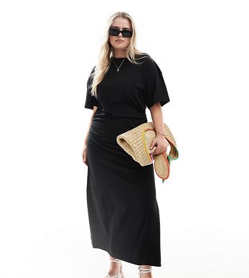 ASOS DESIGN Curve crew neck midi T-shirt dress with ruched side in black
