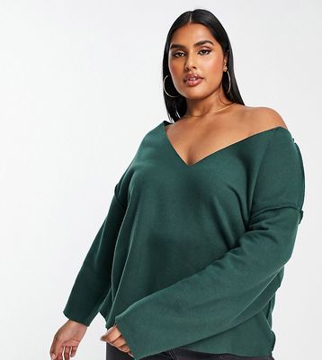 ASOS DESIGN Curve super soft V neck sweater with exposed seams in green