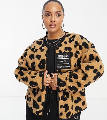 ASOS DESIGN Curve Weekend Collective collarless fleece in leopard print with woven label-Multi