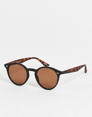ASOS DESIGN frame round sunglasses with tortoiseshell detail in black