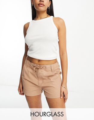 ASOS DESIGN Hourglass cargo shorts in tan-Brown