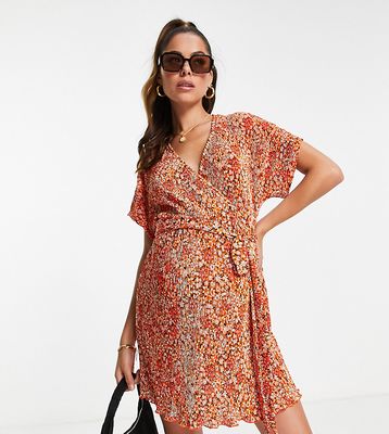 ASOS DESIGN Maternity plisse wrap dress with short sleeves in orange ditsy floral-Multi
