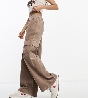 ASOS DESIGN Petite cord pull on cargo pants in biscuit-Brown