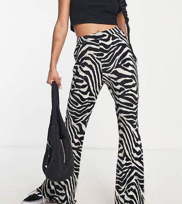ASOS DESIGN Petite plisse flare in neutral zebra print-Multi