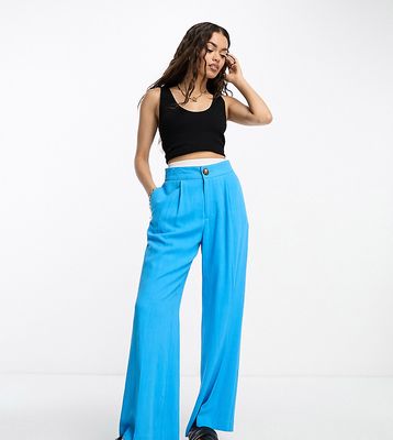 ASOS DESIGN Petite relaxed pants with linen in turquoise-Blue