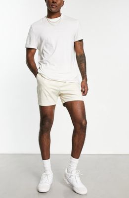 ASOS DESIGN Skinny Chino Shorts in Stone