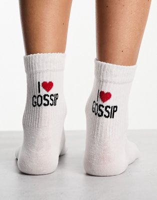 ASOS DESIGN socks with I love gossip in off white