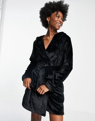 ASOS DESIGN super soft fleece mini robe in black