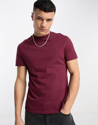 ASOS DESIGN t-shirt with crew neck in deep purple