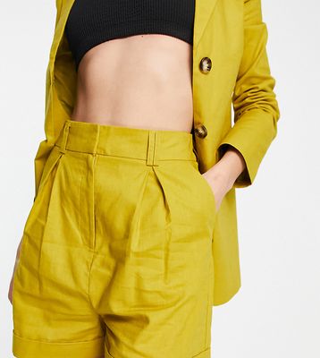 ASOS DESIGN Tall linen boxy suit shorts in golden palm-Green