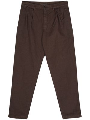 ASPESI dart-detailing tapered trousers - Brown
