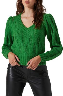 ASTR the Label Distressed V-Neck Cable Knit Sweater in Kelly Green