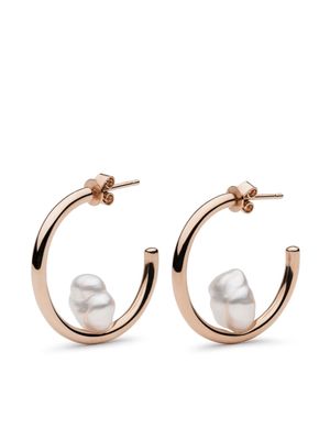 AUTORE MODA 9kt rose gold Camille pearl hoop earrings - Pink