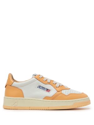 Autry Medalist lace-up leather sneakers - Orange