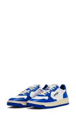 AUTRY Medalist Low Sneaker in White/Blue