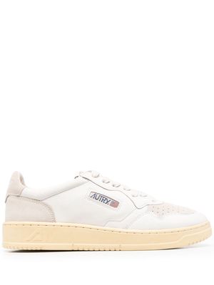 Autry perforated low-top sneakers - White
