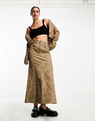 Bailey Rose 90s maxi skirt in mocha faux leather - part of a set-Brown