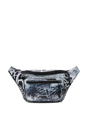 Balenciaga Explorer Graffiti-Printed belt bag - Black