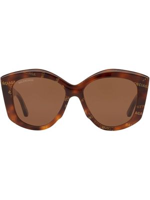 Balenciaga Eyewear logo-embellished oversized sunglasses - Brown