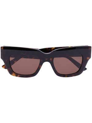 Balenciaga Eyewear logo-plaque square-frame sunglasses - Brown