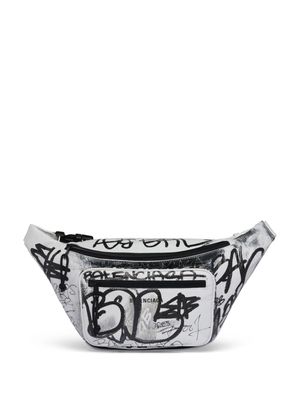 Balenciaga graffiti-print belt bag - White