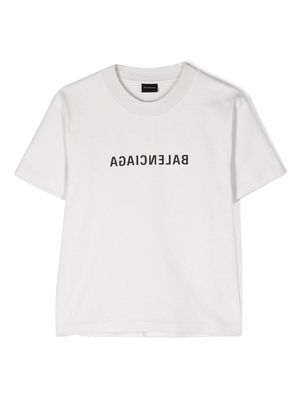 Balenciaga Kids reversed-logo print cotton T-Shirt - Neutrals