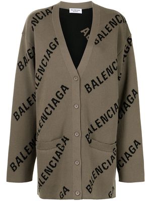 Balenciaga logo-intarsia oversized cardigan - Brown