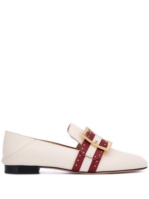 Bally Janelle buckle loafers - White