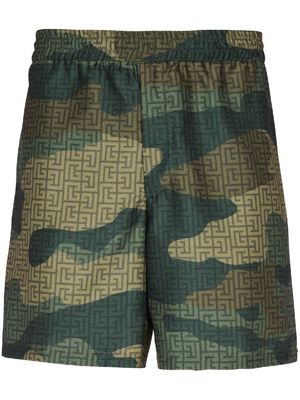 Balmain camouflage monogram-print shorts - Brown