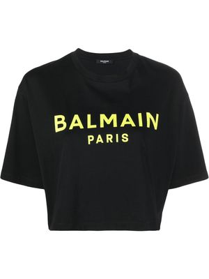 Balmain cropped logo print T-shirt - Black