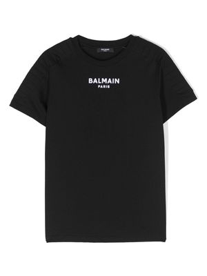 Balmain Kids logo-embroidered embossed-shoulders T-shirt - Black