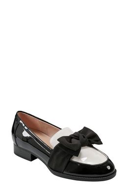 Bandolino Bow Loafer in Black White 