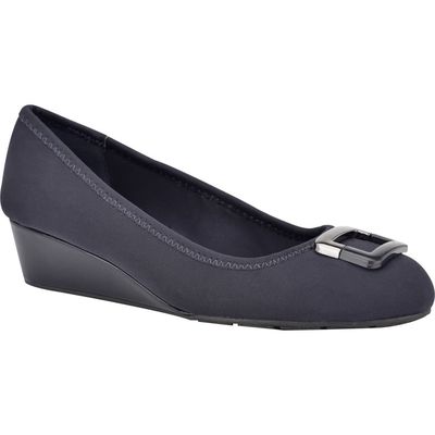 Bandolino Wedge Pump in Navy Blue Fabric 