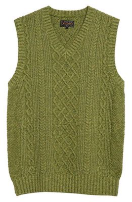 BEAMS Alan Cable Knit Sweater Vest in Green 65