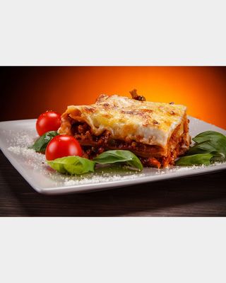 Beef Lasagna 1-2 lb. Tray, Serves 4-8