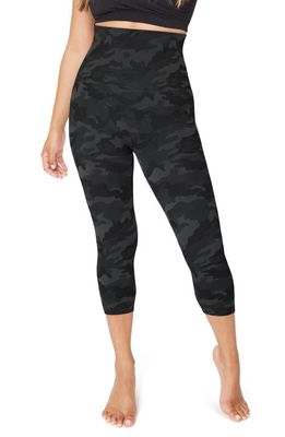 belly bandit Mother Tucker Compression Capri Leggings in Black Camo