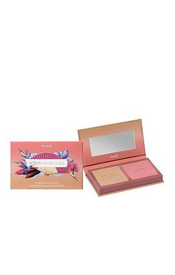 Benefit Cosmetics Wanderful World Cheek Duo in Hoola Secret Oasis.