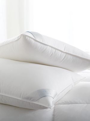 Bergen Down-Free Medium Pillow - White - Size King - White - Size King