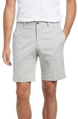 Berle Charleston Khakis Flat Front Stretch Twill Shorts in Light Grey
